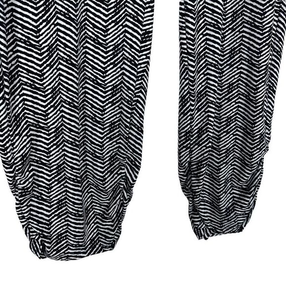 Chico's Chevron Ankle Pants size Large - Picture 4 of 9
